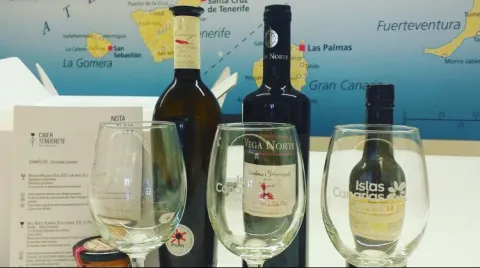 Kit de productos para la cata virtual "Ciber Tenderete", una acción de Islas Canarias destinada al turismo nacional